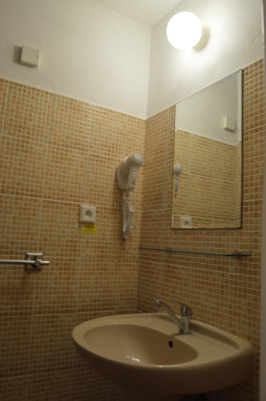 Hotel*** Cesky Dum Chomutov Room photo