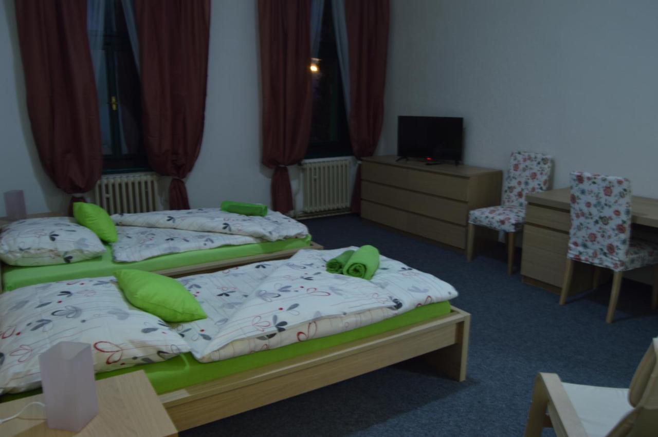 Hotel*** Cesky Dum Chomutov Exterior photo